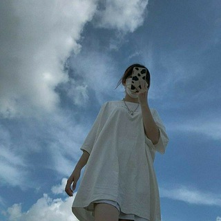 Логотип @clouds_time - 🐰Чатик🥛