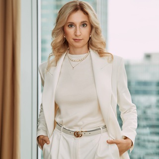 Логотип @club_of_investor - Юлия Питка. Club_of_invest