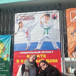 Логотип @cmexyyarik - смехуярики