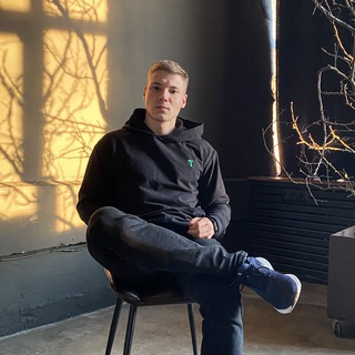 Логотип @cmo_blog - Я работаю в криптовалюте