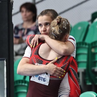 Логотип @coachkiseler - ПРОгимнастику с любовью ♥️