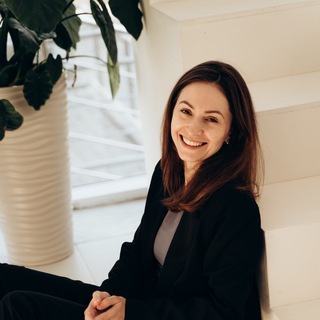 Логотип @coachveronikaea - Вероника Ендовицкая