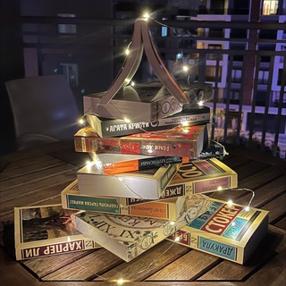 Логотип @coffeeandbookss - Наташа. Книги📚|кофе☕️ и сериалы