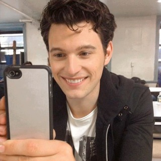 Логотип @colehastings - Коул Гастингс ❤️