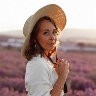 Логотип @color_painting - Цветная капуста 🎨 📸 Творческая мастерская Юлии Капустиной