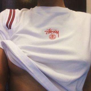 Логотип @commedesvero - vero