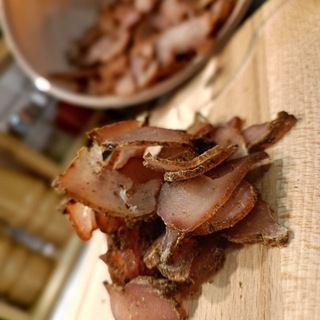 Логотип @comments_meat - Комментарии ВМС