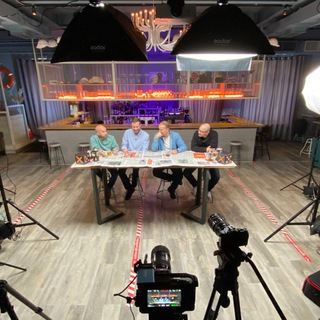 Логотип @commentshow_chat - Коммент.Шоу | Chat