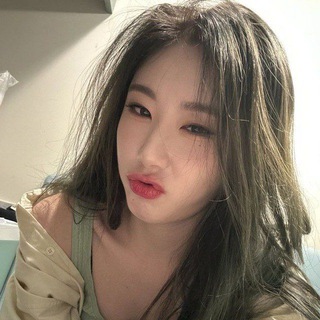 Логотип @coollhousee - •Хелп:к!¡