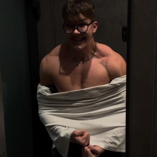 Логотип @corveshki - корвешки