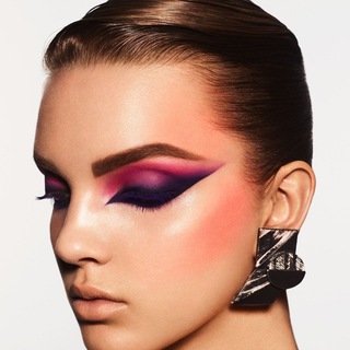 Логотип @cosmetica_krasotka - Косметика | Макияж | Красотка