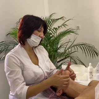 Логотип @cosmetolog_face - Face Скульптура • Косметолог • Массаж • Обучение. Стройность