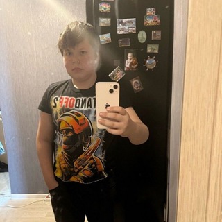 Логотип @courtyardss - шишкин лепс