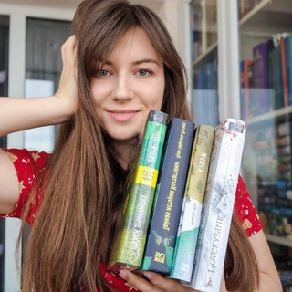 Логотип @covetzalubov - Книжный вдохновитель✨️ Covetzalubov