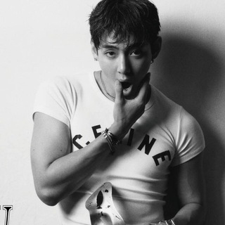 Логотип @crazy_ficwriter - ♡ 𝕔𝕣𝕒𝕫𝕪 𝕨𝕣𝕚𝕥𝕖𝕣 ♡