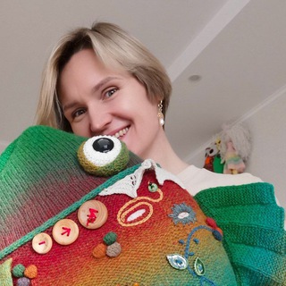 Логотип @crazycolorfish - ОСТОРОЖНО! Рыбный вирус 🐠 вязание спицами, дундага, мастер-класс