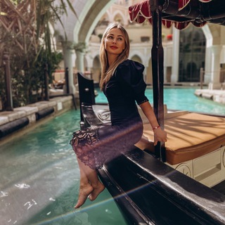 Логотип @crazyolesya - Crazy Olesya