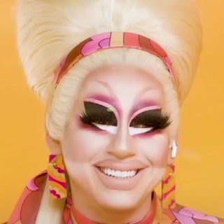 Логотип @creative_sveta - creative woman