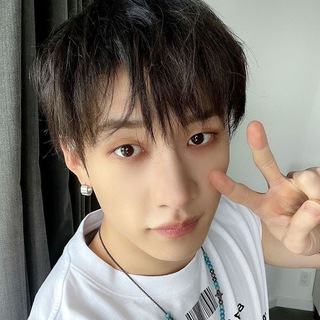 Логотип @crisesshop - Cris`es shop|k-pop shop🖤