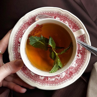 Логотип @croi_fiery - полторы комнаты