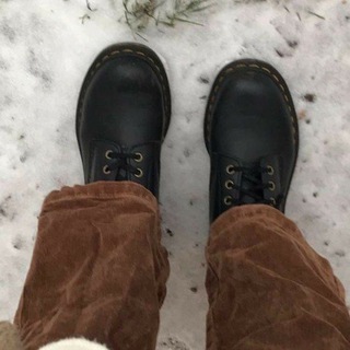 Логотип @cruthaitheoir_chat - чат актива 🕯📻