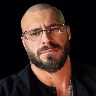 Логотип @cryptohome7 - Антон Левданский 💰⚡️