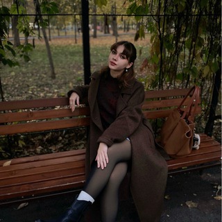 Логотип @cucuprumm - китенсы и карамельный чай