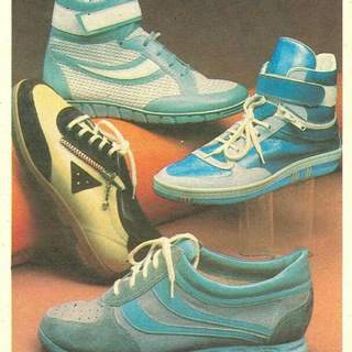 Логотип @culturalhistorysneakers - Чей туфля спортивная