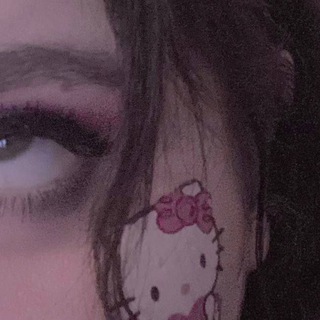 Логотип @curomiiiii - Кладбище