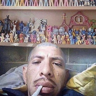 Логотип @cursed_jpeg - cursed.jpg