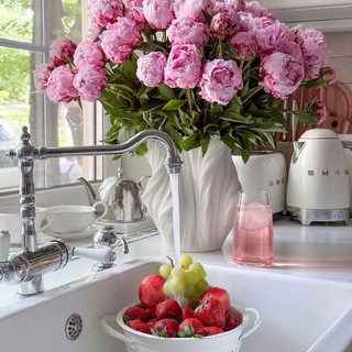 Логотип @cvetinakuhne - Цветы на кухне