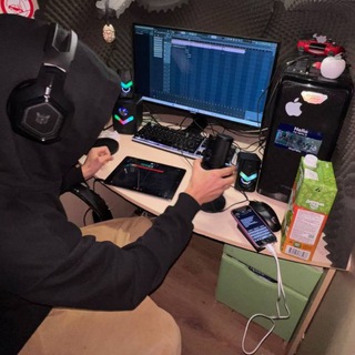 Логотип @d72music2 - TRACKLIST ♱