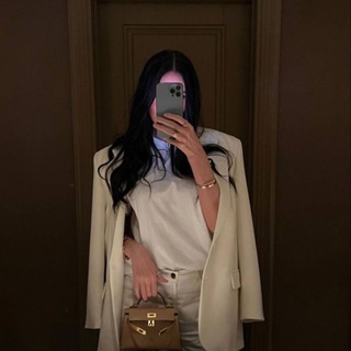 Логотип @d_iyara - Dirose 🪐