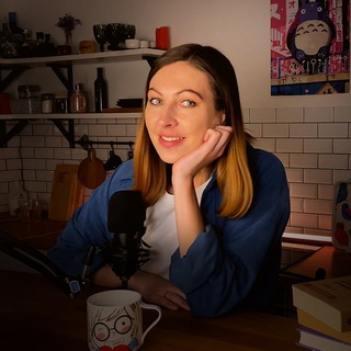 Логотип @d_kari_psychology - ромашковый чай 🌼