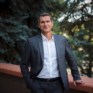 Логотип @damenshikov - Денис Меньшиков