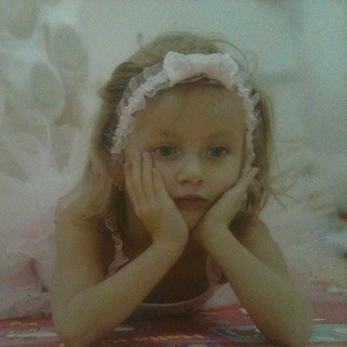 Логотип @danielashopp - Daniela Shop