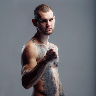 Логотип @danikvesnenok - Danik Vesnenok