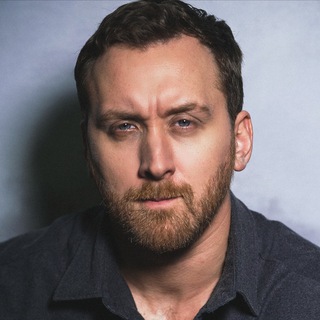 Логотип @danilacapdan - Данила Якушев