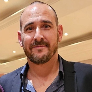 Логотип @danilerer - Dani Lerer