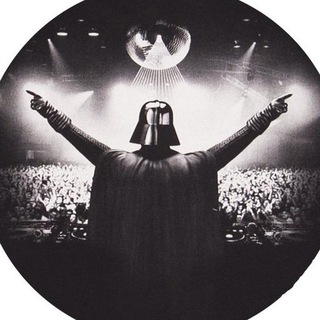 Логотип @dankweirdertalks - Dank Weirder