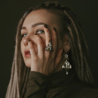 Логотип @daradreadstudio - Daradread