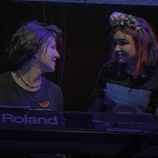 Логотип @dari_shvetz - //Даша швец//