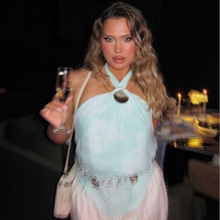 Логотип @dariakozlova1 - Дарушкины кулуары