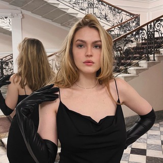 Логотип @dariasbazaar - Daria’s Bazaar