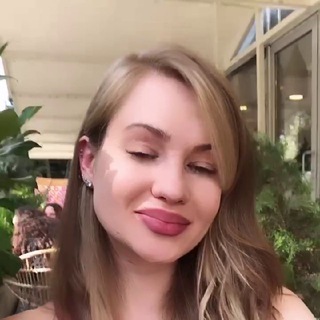 Логотип @dariastratochat - 💬 Daria Strato Болталка