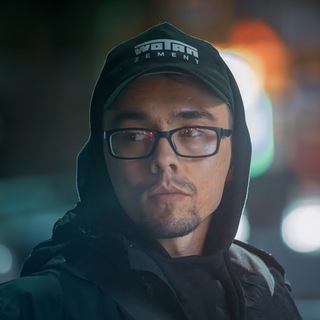 Логотип @darikblog - Da, Дарик 🤓