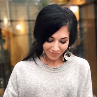 Логотип @darinabassova - Darina Bassova