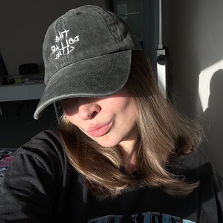 Логотип @daristory - Следуй за рассветом