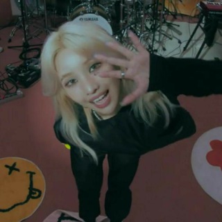 Логотип @dartrics - •игры рдно•🔥