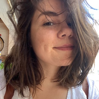 Логотип @dasha_argentina - В двух словах